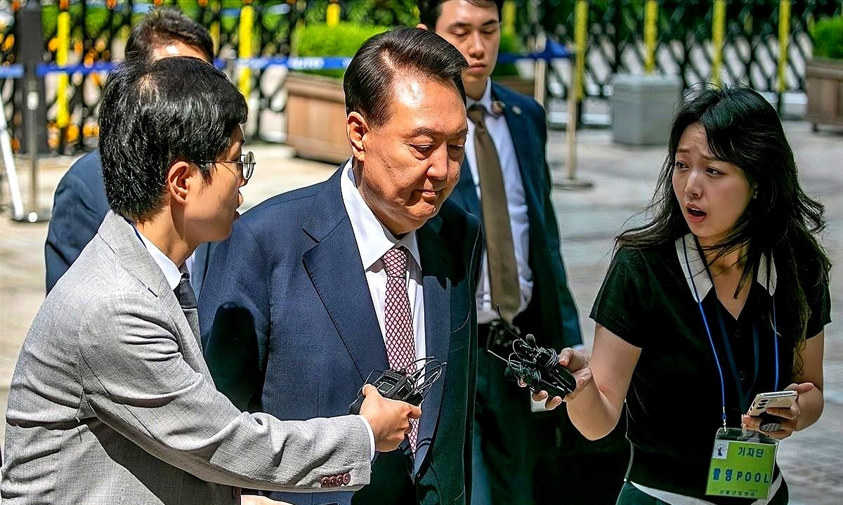 前总统庭审，猛料不断





 





 劲爆！前总统又上庭了！这场官司真