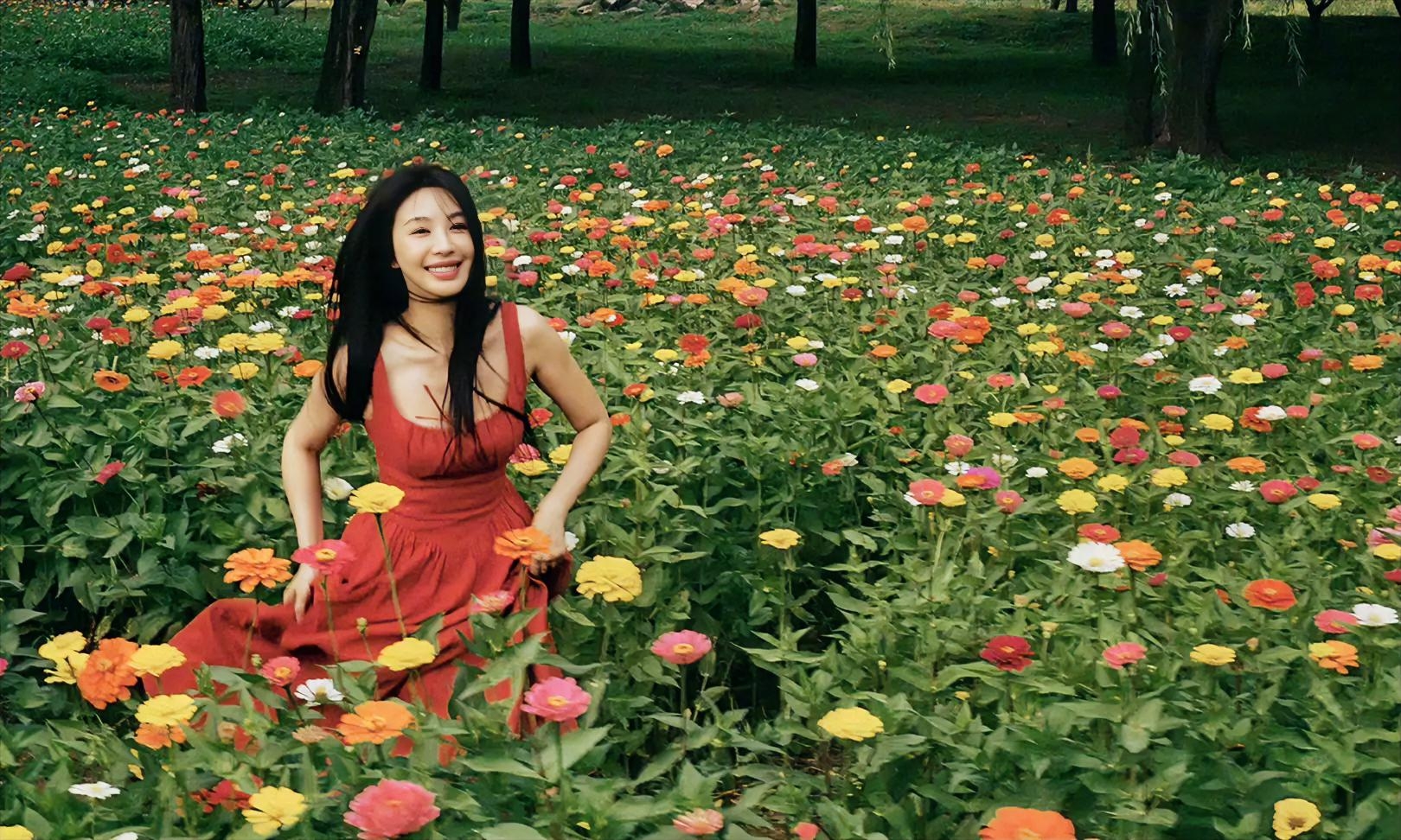 爆！李菲儿新造型美到全网热议：这是她？

真的惊艳！李菲儿最新造型港风氛围感直接