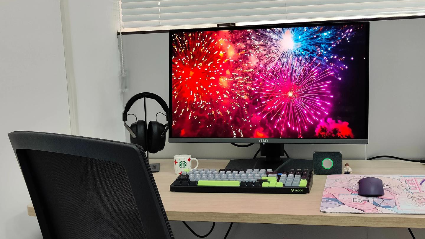 微星 MAG 272UP QD-OLED X24流光实测，全场景通吃！