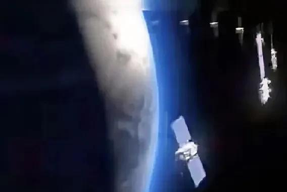 全球首个太空计算星座成功入轨，中国开启“天数天算”时代
我国成功将全球首个太空计