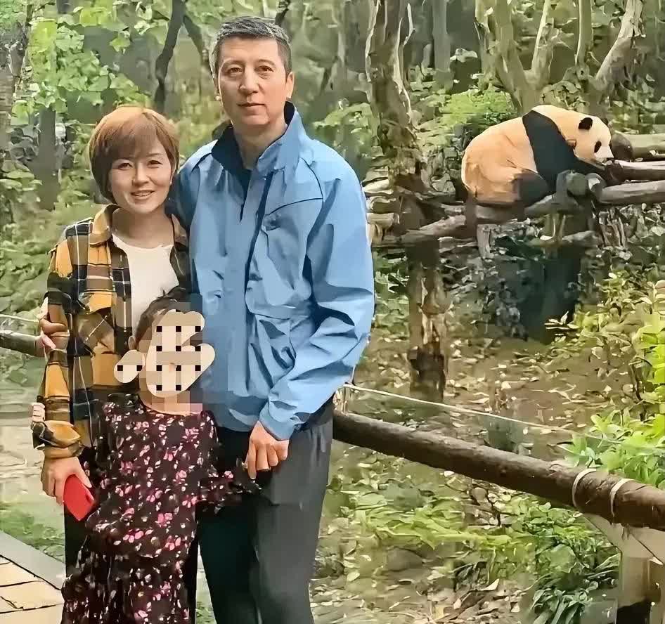 郭士强很了不起吗？

好多人都说郭士强很了不起，其实呢，我觉得做郭士强的妻子