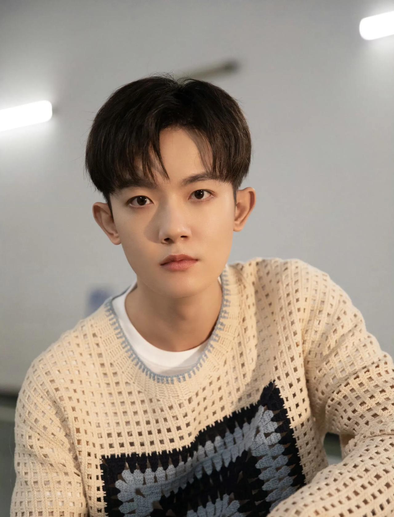 李明德不服也得服，罚款20万，星途彻底“翻车”！还记得《亲爱的，热爱的》里的97
