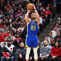 勇士三分王库里