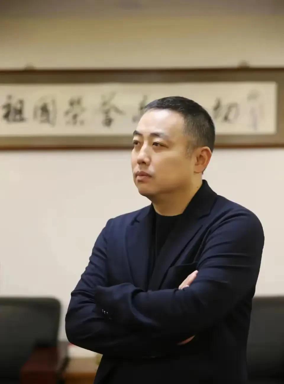 刘国梁有大局观，主动请辞只为洛奥周期完整性。
接下来王励勤上任，樊振东应该会回归