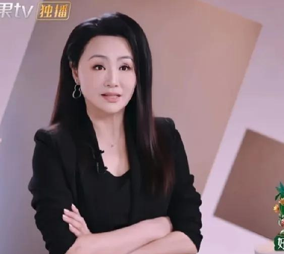 曹颖的开挂人生和急流勇退











什么？你不知道曹颖是谁？我告诉你