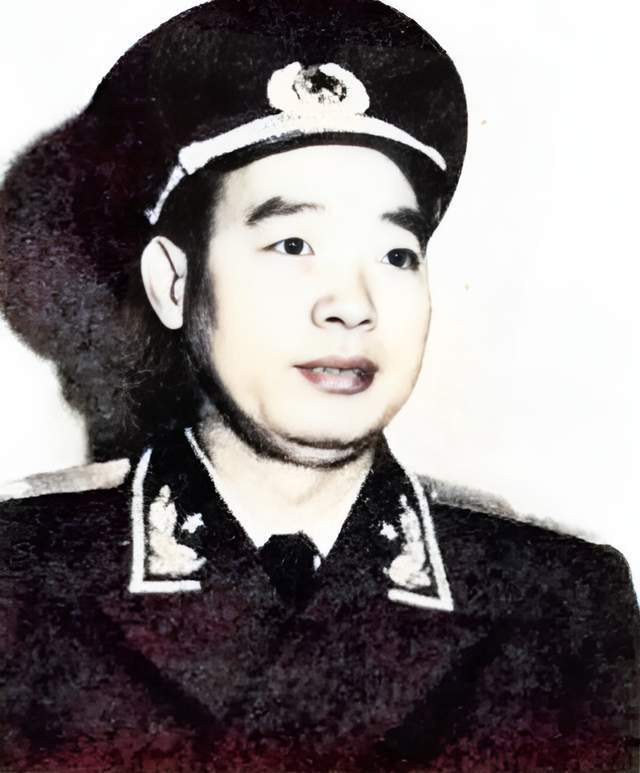 这位英俊帅气的开国少将，名气可能没有钟伟少将大，战功也不如丁盛少将，可是他所处的