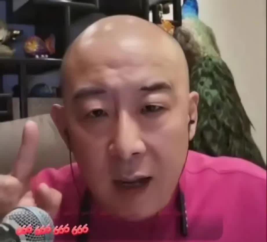 杨老五的前徒弟之一，虎哥去世了。本以为杨老五的七月风波彻底结束，拜师砸缸争议全部