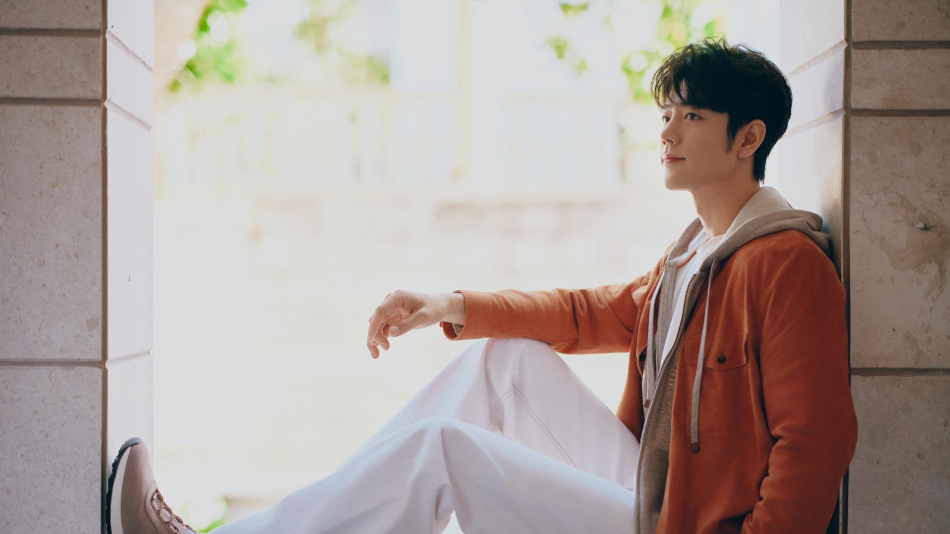 肖战现身澳门活动，粉丝热情支持展现强大凝聚力