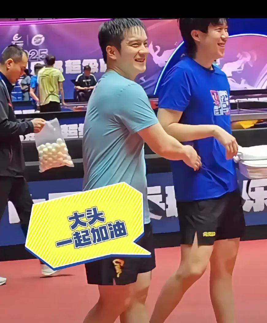 差之毫厘失之千里，
用来形容樊振东和林诗栋的对决再合适不过，
狭路相逢勇者胜，