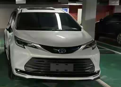 一汽丰田的销售太阴，
确实看好塞纳，
也想买，
每次沟通的时候，
明明都
