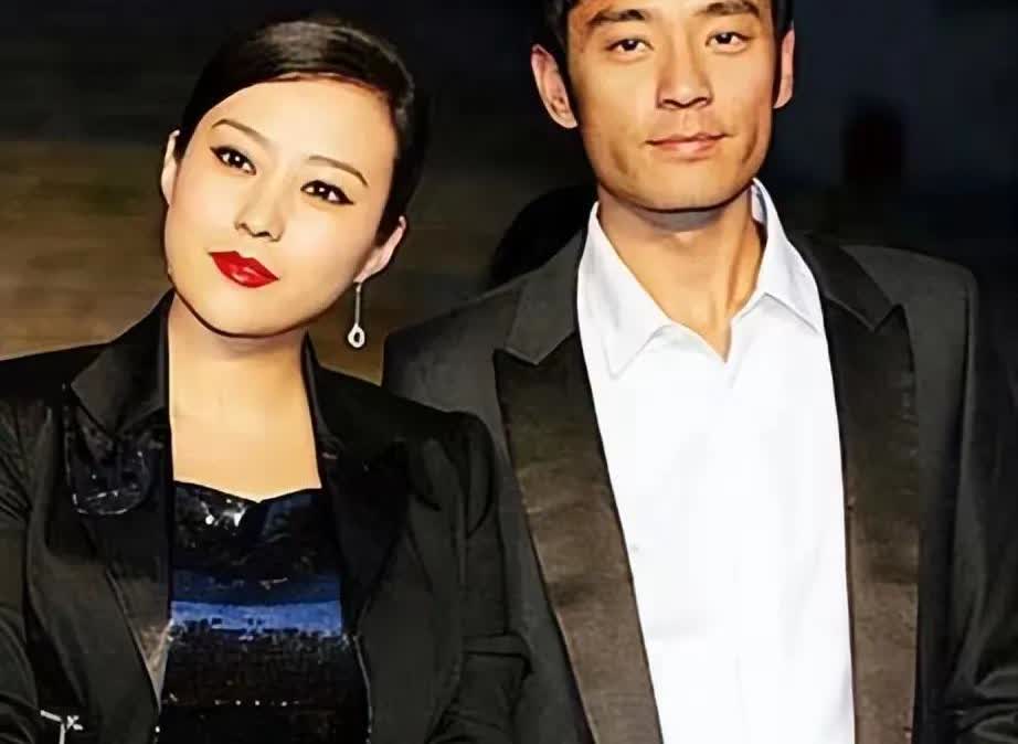 谈恋爱时机真的很重要
要不然就是前人栽树后人乘凉
不信你看看郝蕾

20