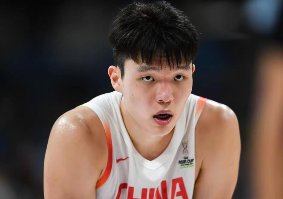 我宣布，
以后我就是开拓者的球迷了，
杨瀚森首轮16位被选进NBA，
这绝对是历