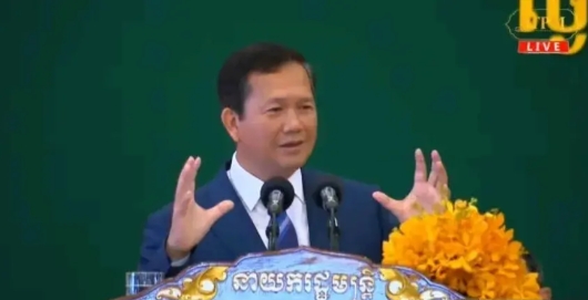 柬埔寨总理洪玛耐4月4日连夜给特朗普写