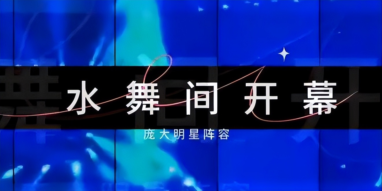 澳门这晚成“见光死”现场，高清镜头暴露真颜，刘嘉玲丑得没眼看