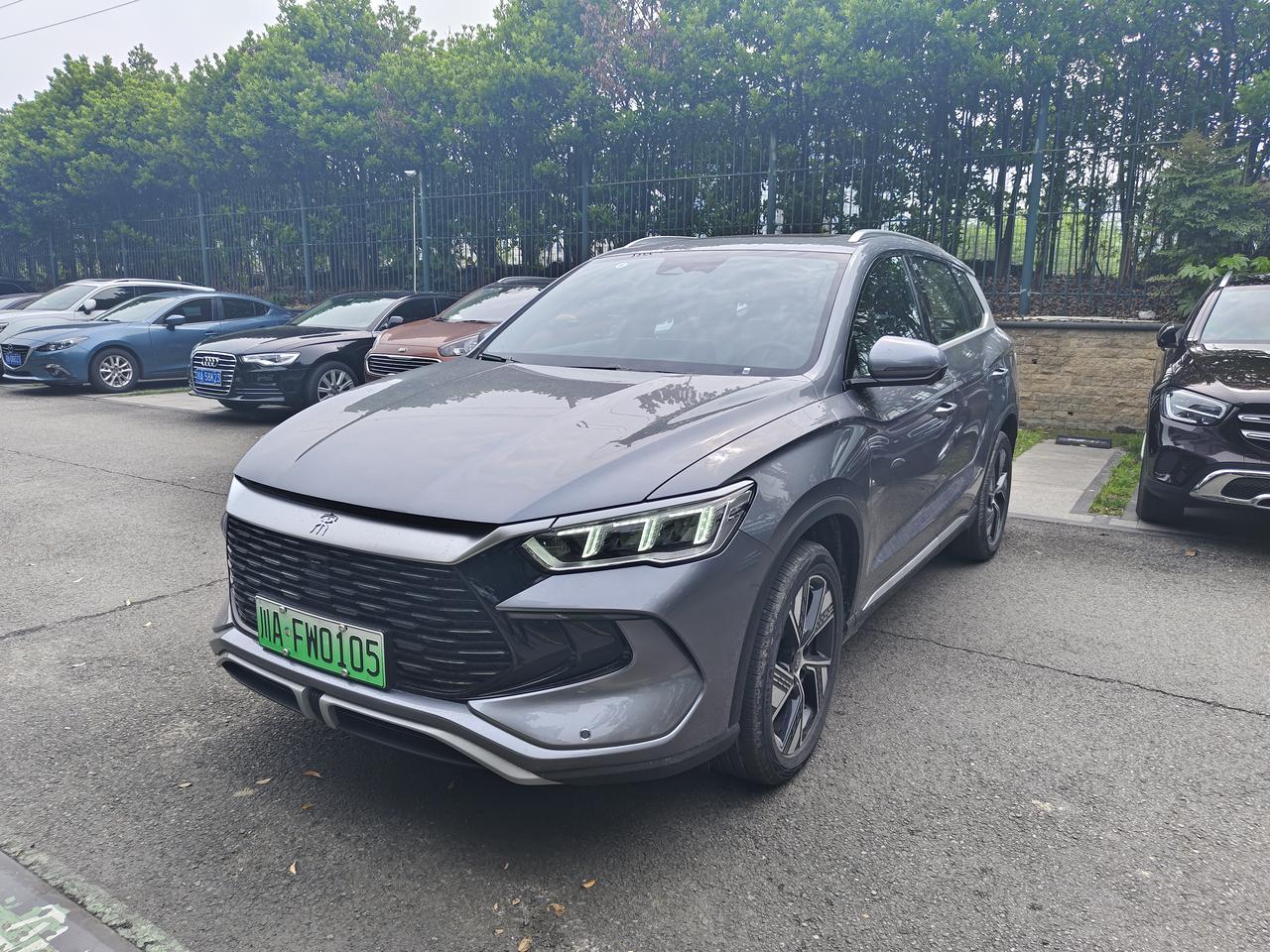 2024款 宋pro DMI 荣耀版顶配