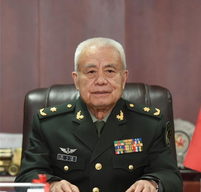 国外军事专家说，若美俄打起来，全球会有50亿人死亡。
麻烦看官老爷们右上角点击一
