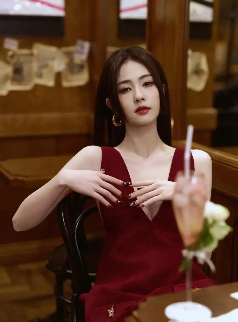#白鹿美图图片#