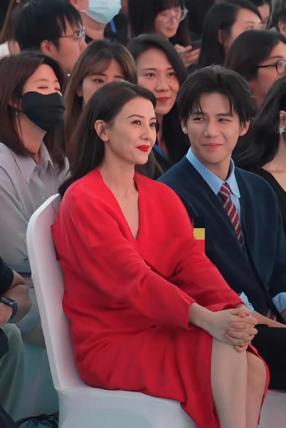 高圆圆 王安宇 张天爱同框出席活动，帅哥美女太养眼了，高圆圆10年前，20年前的