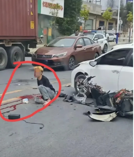 又一位鬼火少年下车了