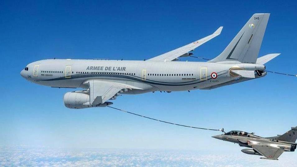 法国战机闯黑海秀肌肉，乌克兰强硬叫板，俄罗斯这回要头疼了！