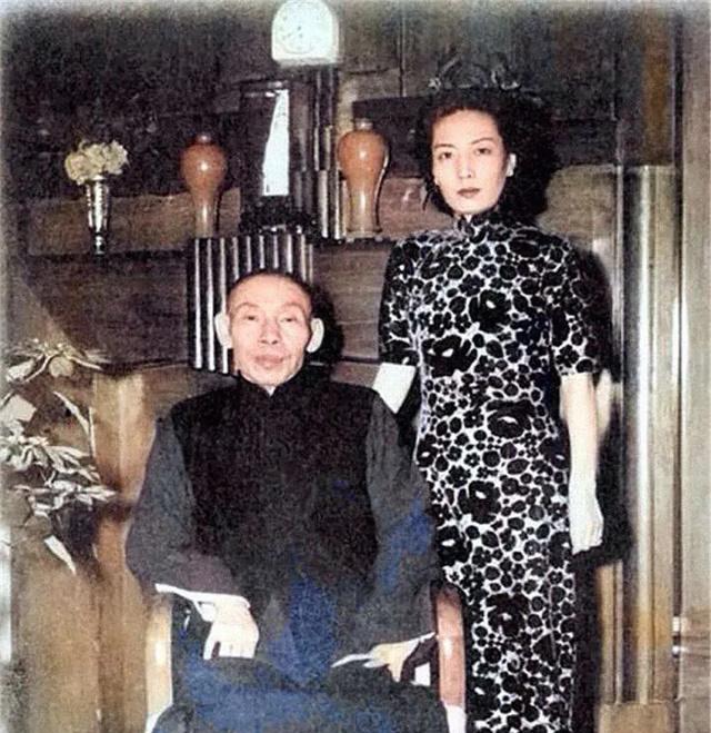 1933年，杜月笙给梅兰芳打电话，张口就要4万块，梅兰芳尴尬地说：“我现在没那么