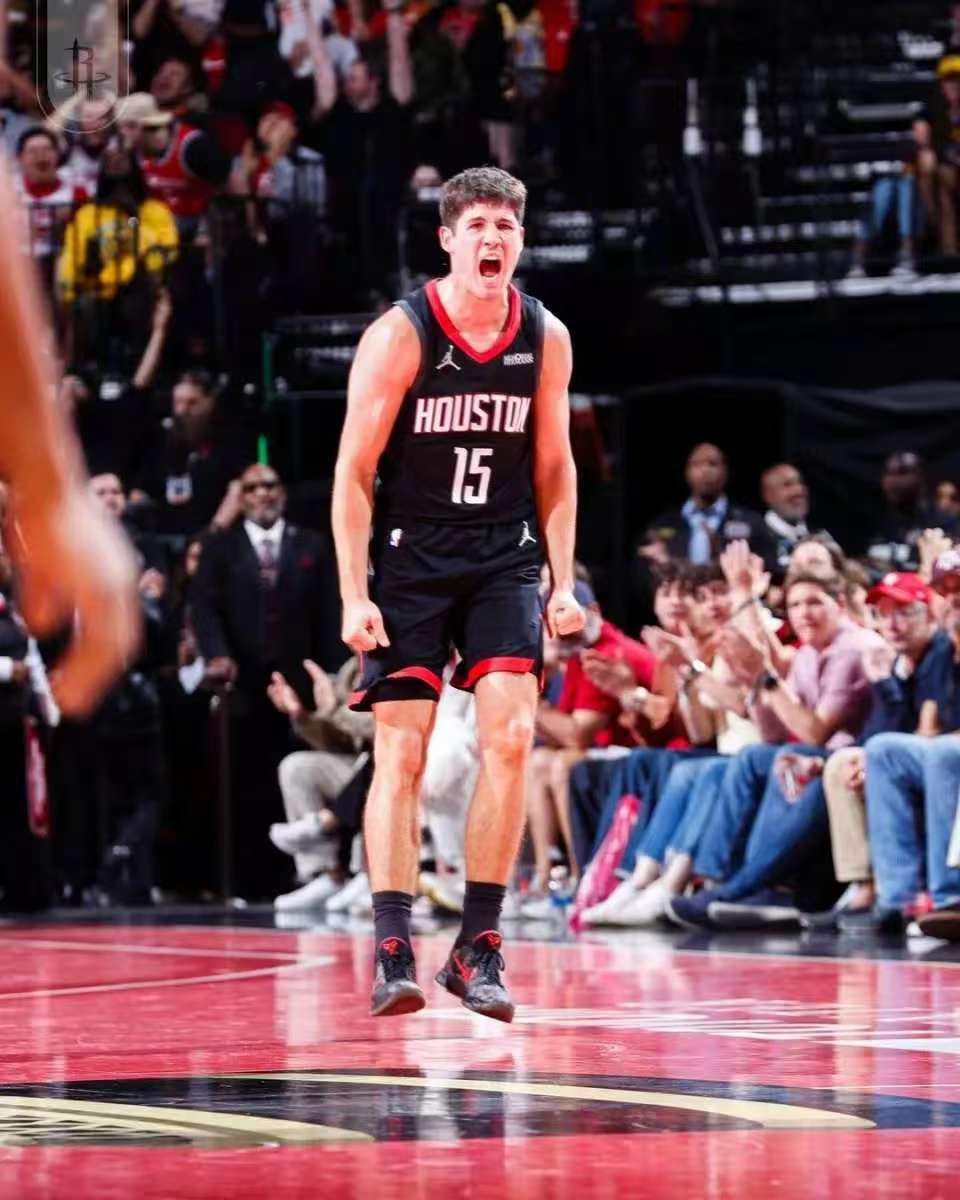 杜兰特低迷隐身，申京被偶像约老师上课，谢泼德生涯之夜被毁