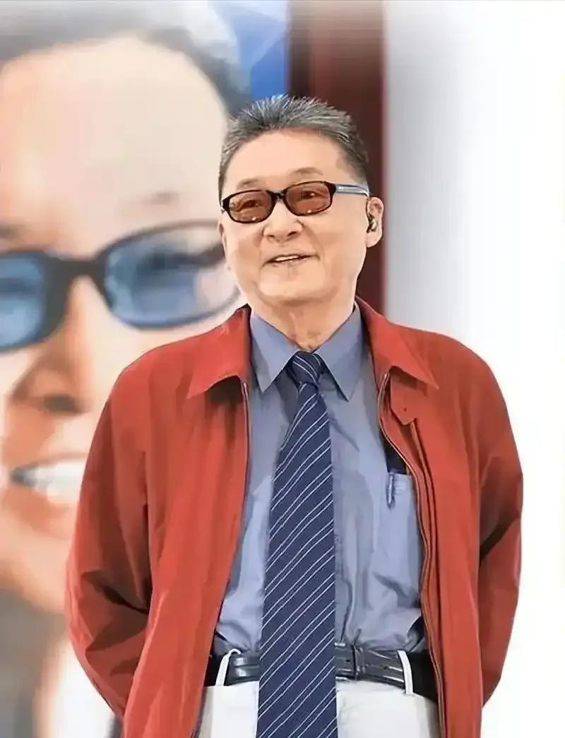 作家李敖：
“没有一个男人不偷腥，没有一个女人不怀春。自古英雄爱美女，自古嫦娥爱