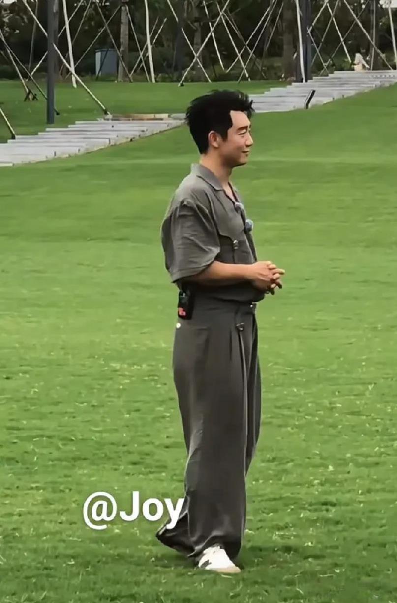 我记忆中的郑恺不是这样的啊