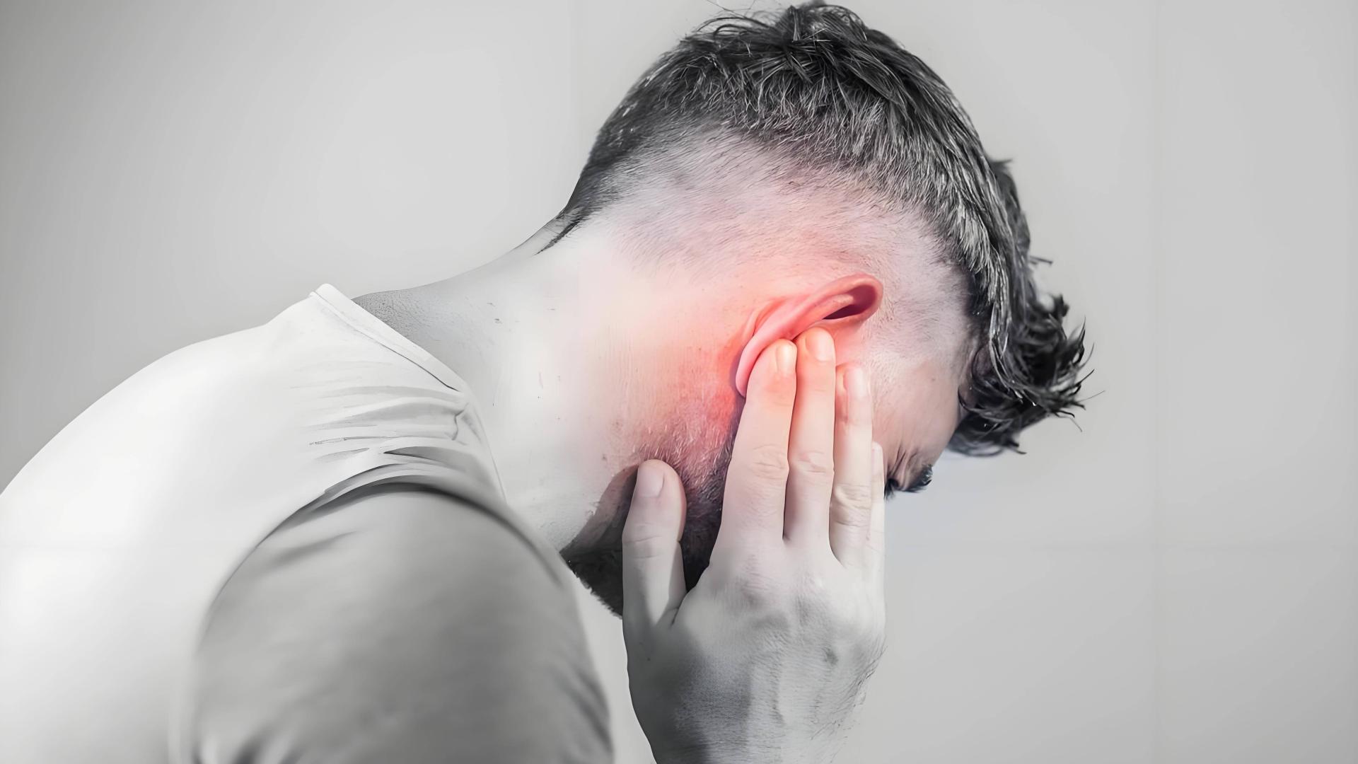 突发耳鸣只用休息能好吗？耳鼻喉医院医生讲解：及时专业治疗是关键！