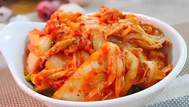 “宁愿饿死也不吃中国白菜！去年年初，这样的口号在韩媒上甚嚣尘上，但短短数月后，韩
