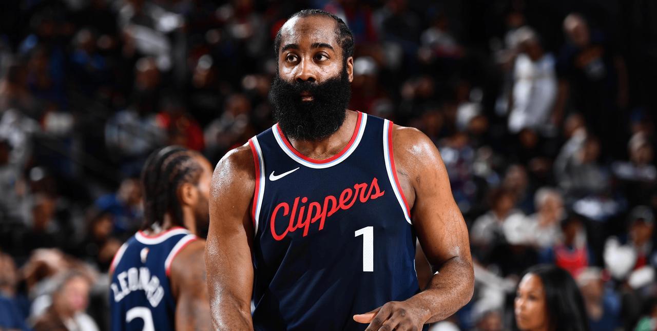 快船这套体系真正三个核心点是小卡 哈登 大洛
大洛虽然老了 但提供的受益对现在的