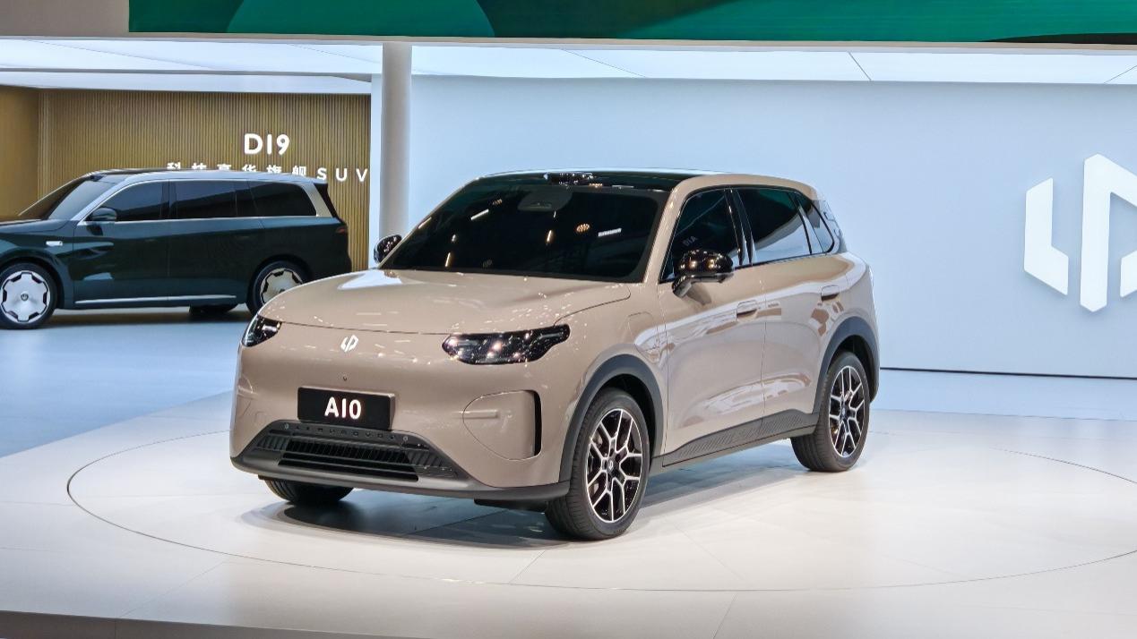 2026年目标销量100万！零跑A/B/C/D全系列已问世！