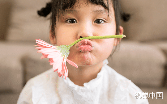 继女卖惨说我是她唯一的妈妈，我直接帮她跟亲妈断亲后，她却懵了