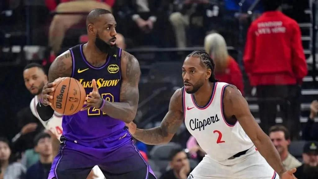 小卡是不是已经退出超巨行列了，过去的伦纳德无了，快船已沉一半