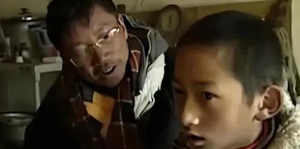 四川1女子生完女儿3个月，丈夫突然神秘地对她说：“我带你去旅游吧。”妻子高兴点头