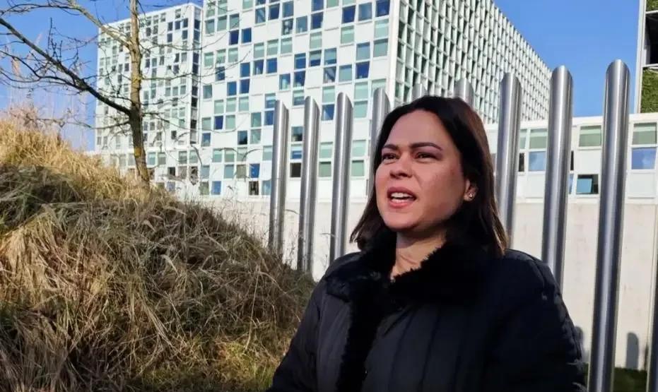 真的很搞笑，莎拉离开菲律宾单纯去荷兰探视杜特尔特。于是东大的那些奇葩专家和自媒体