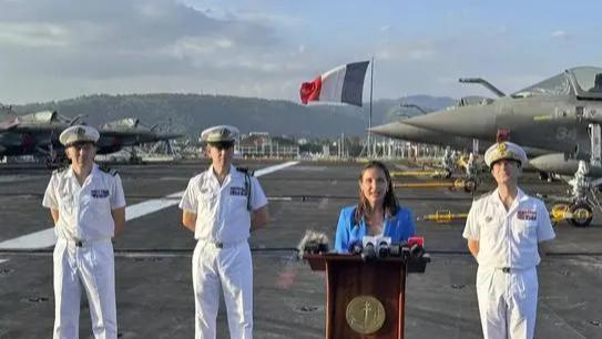 反击很直接，戴高乐号在南海和菲律宾演习后，4万吨级075出发了