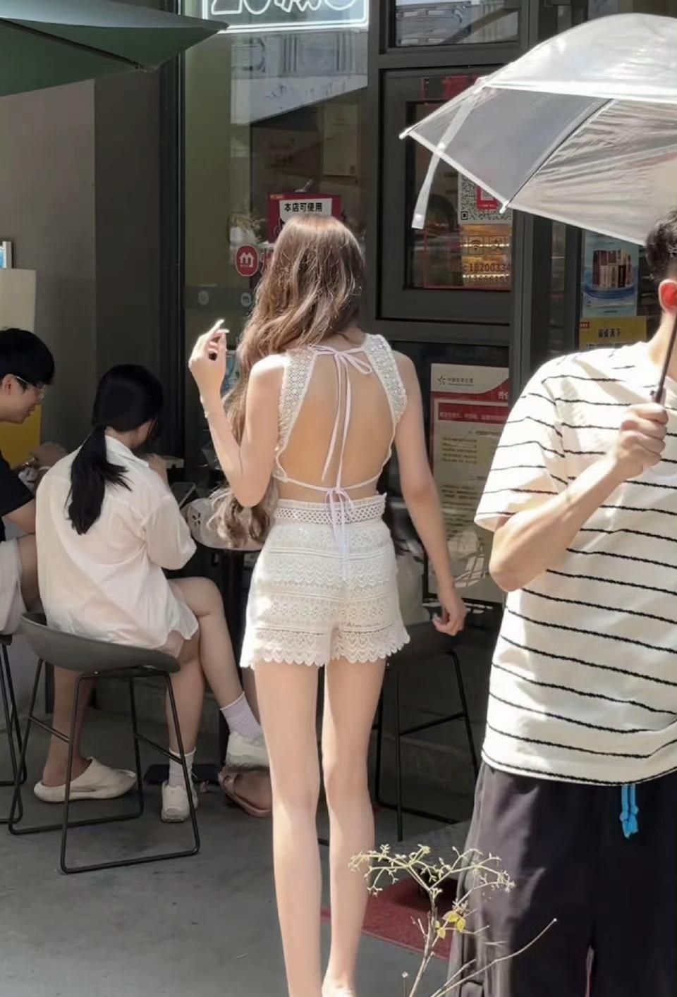 身材好的人穿什么都好看！