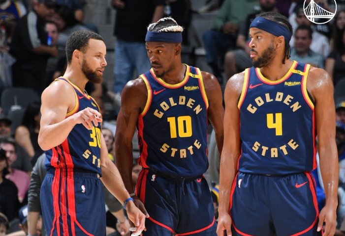北京时间3月31日，NBA常规赛勇士客场148-106大胜马刺，喜提两连胜的同时