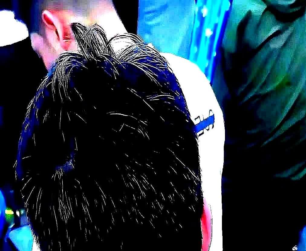 北京一男孩高考结束后在家睡了一天一夜，父母不敢去打扰，直到第二天早上才敢进去看一