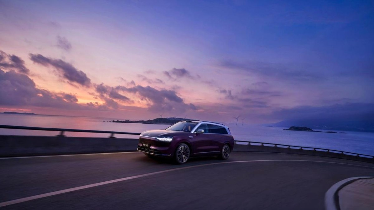 科技车皇实力彰显，问界M9强势登顶50万以上车型销量榜首