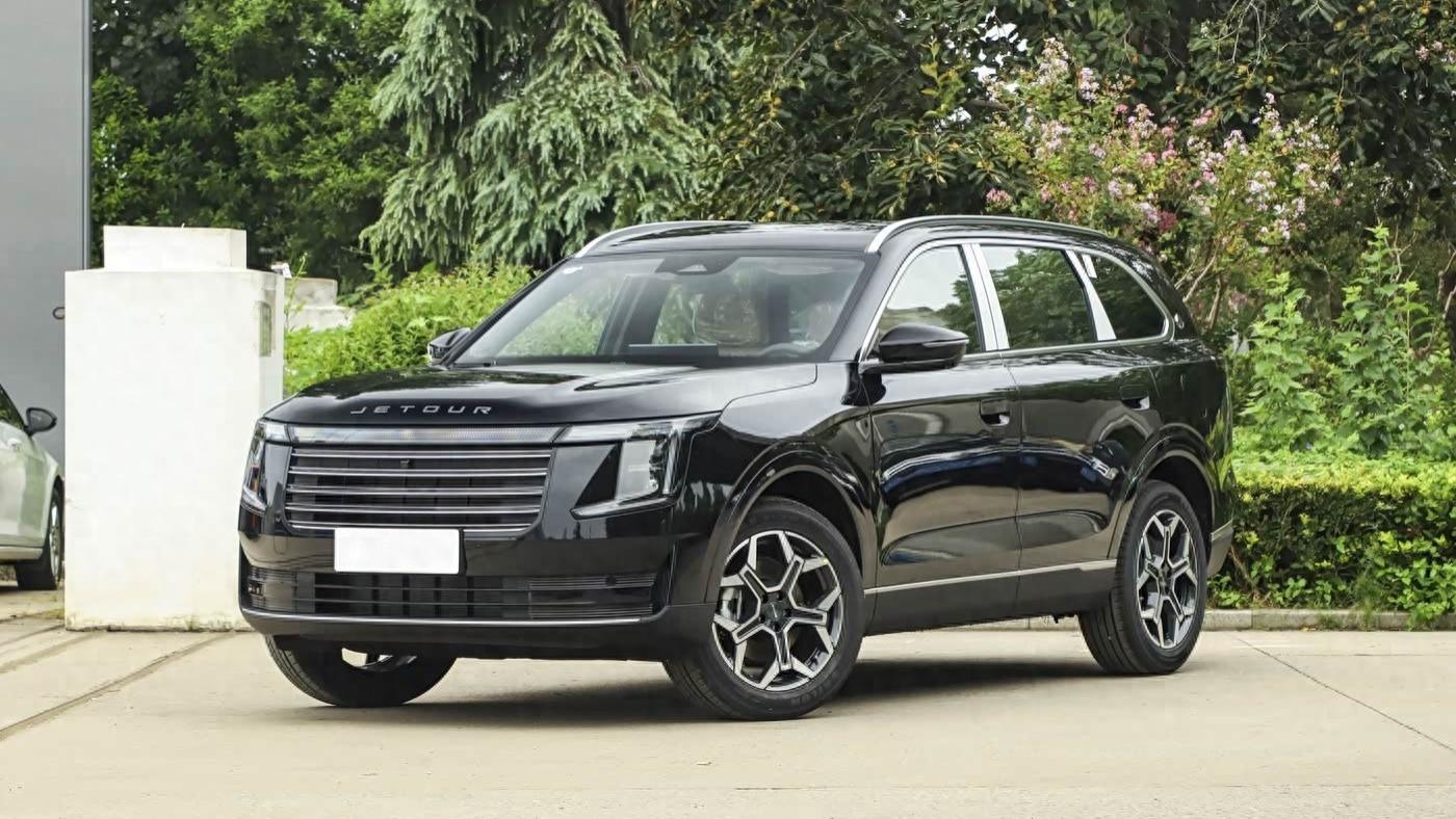 9.99万起，奇瑞推出“小揽胜”，配2.0T+8AT+电磁悬架，又要火了