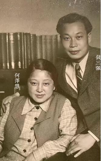 1968年，物理学家钱三强被下放到陕西，一天，他下地干活，转头看到一个女人佝偻着