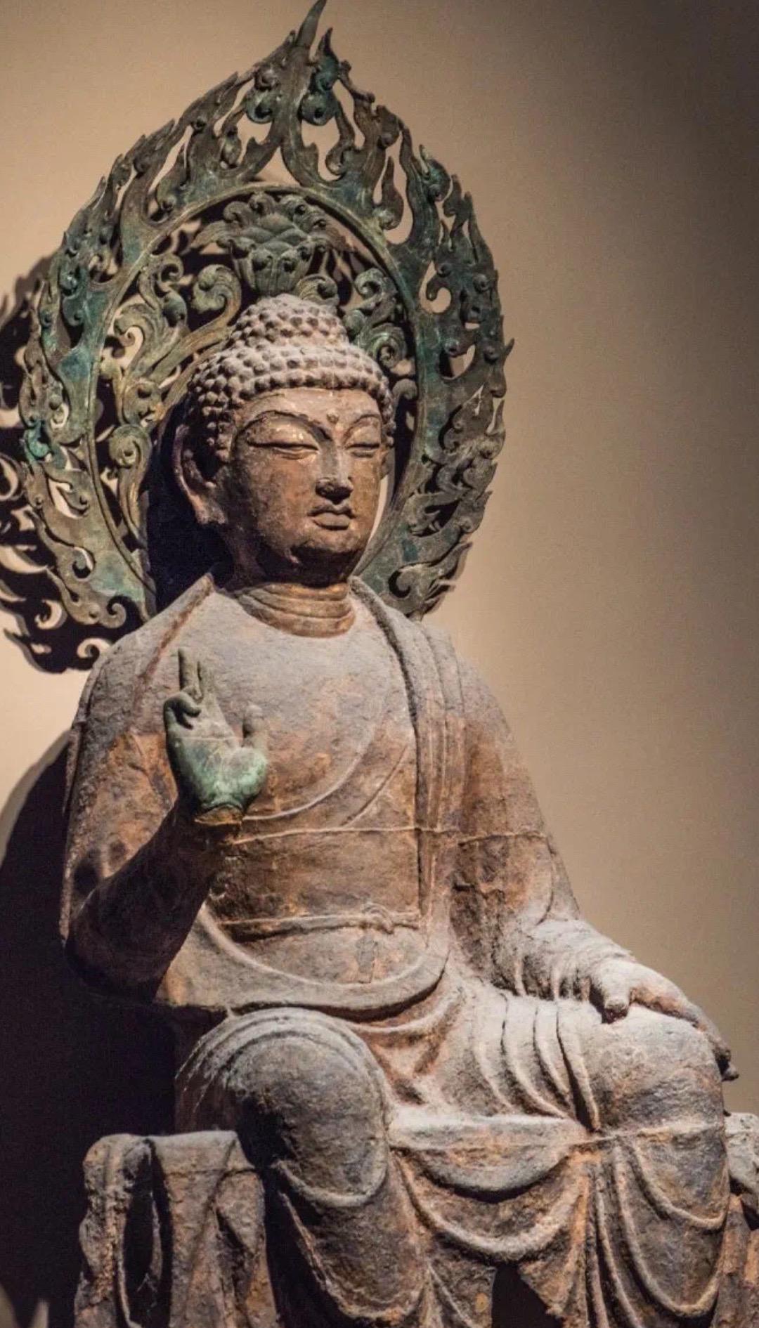 我们本质上没有固定的自我，也没什么必须舍弃的东西，关键是要纠正错误的生命状态。怎