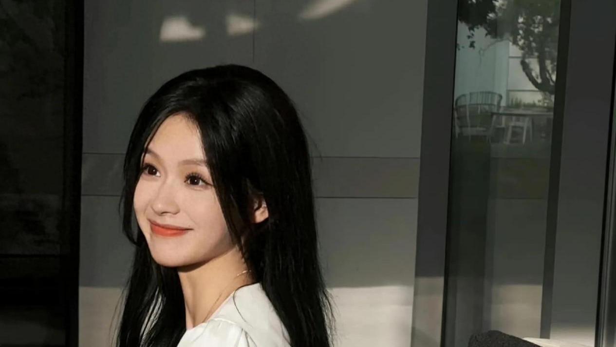 短剧女演员余茵进组于正新剧，饰演一个小配角