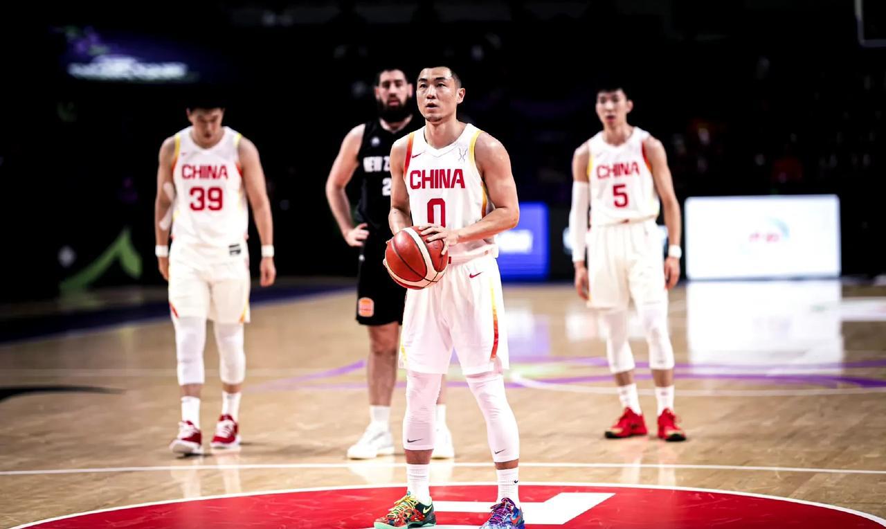98-84！中国男篮力克新西兰，时隔十年重返亚洲杯决赛！这胜利太提气了！
今天的