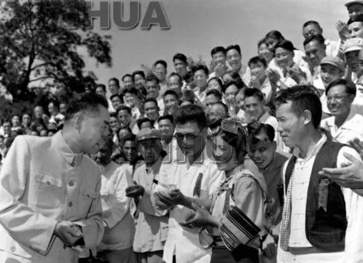 1958年8月11日，第一届全国曲艺会演在北京举行，这是新中国曲艺发展史上的标志