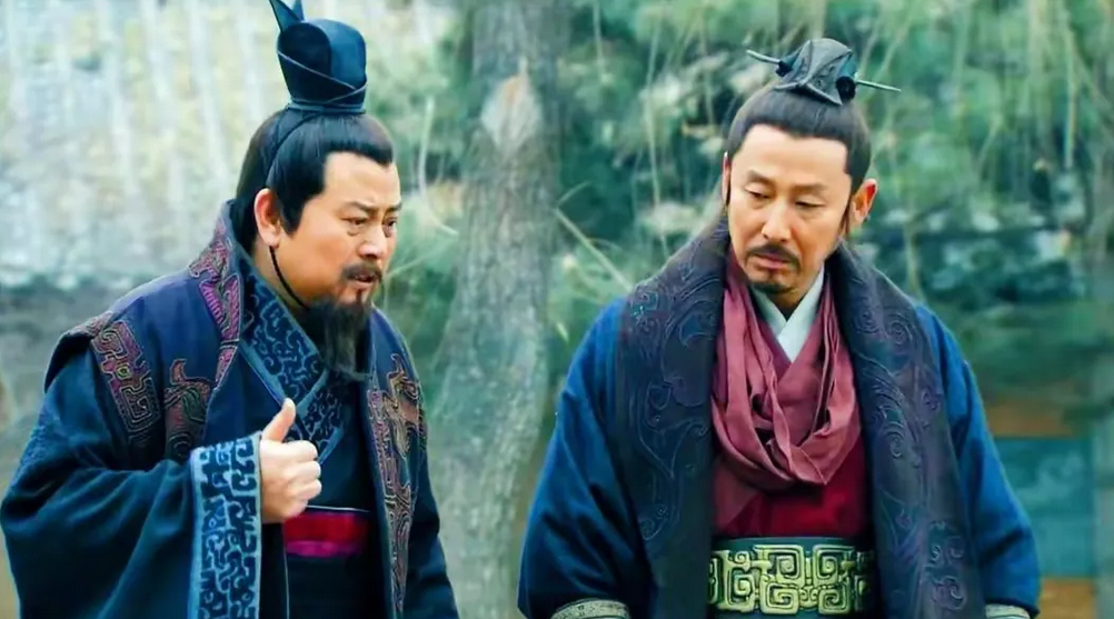 陈平和贾诩谁更“毒”？在陈平面前贾诩可能就是个弟弟。陈平的阴招特别多，刘邦被项羽