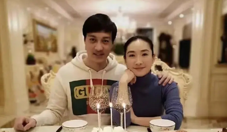 没想到何建泽不是吃软饭的，陶昕然还是上嫁呢。陶昕然因为出演过《甄嬛传》中的安陵容