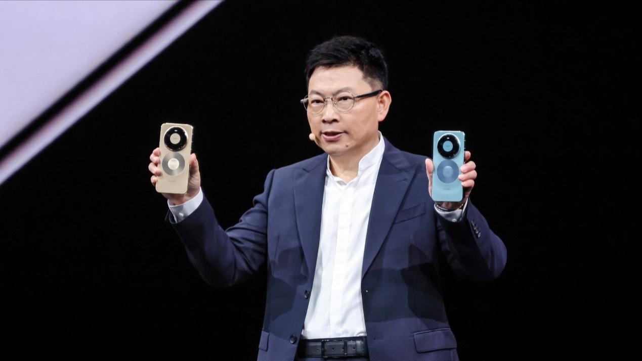 HUAWEI Mate 80系列发布：以巅峰科技树立高端旗舰新标杆